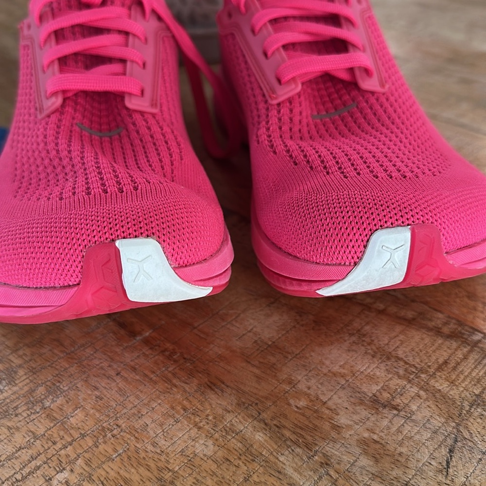 FLUX Athletic Shoes in Neon Pink - Picture 7 of 7
